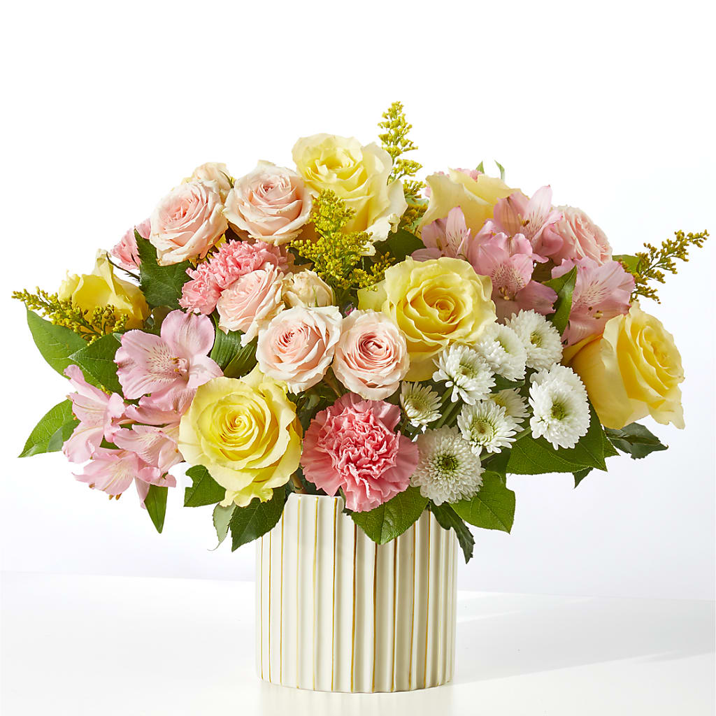 Watercolors Bouquet – Colonial Nursery Garden Center, Ladysmith WI