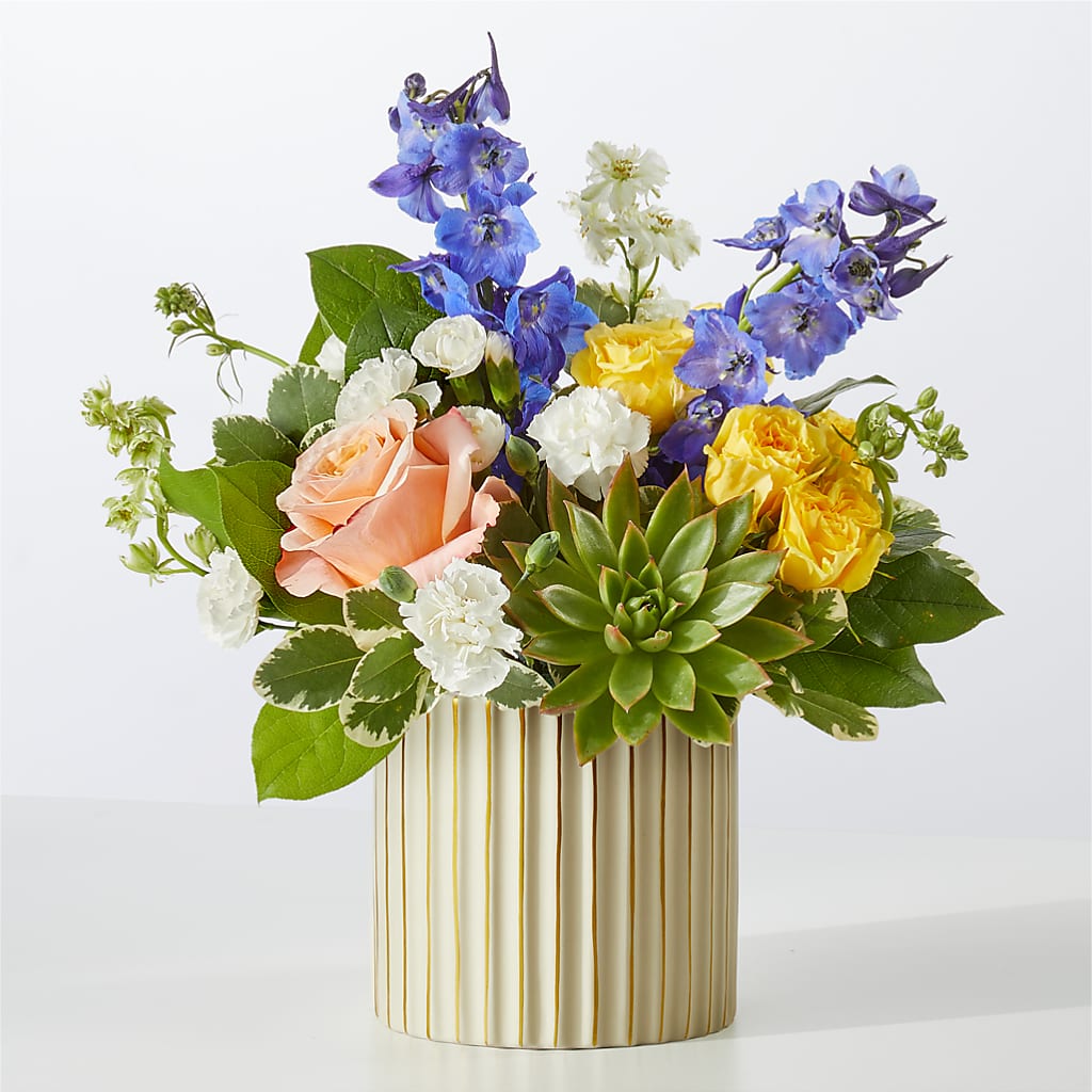 Cobalt Reverie Bouquet – Colonial Nursery Garden Center, Ladysmith WI