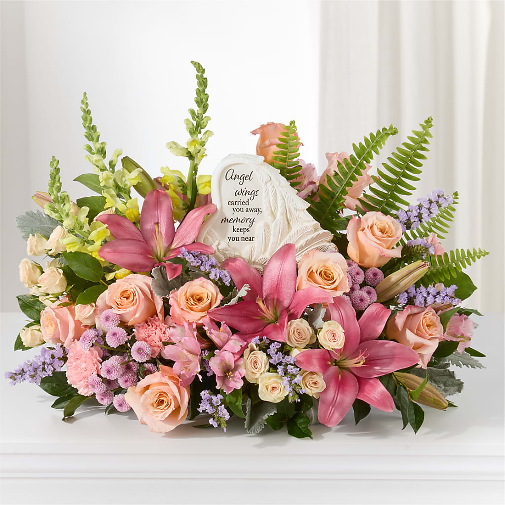 Gentle Light Arrangement – Colonial Nursery Garden Center, Ladysmith WI