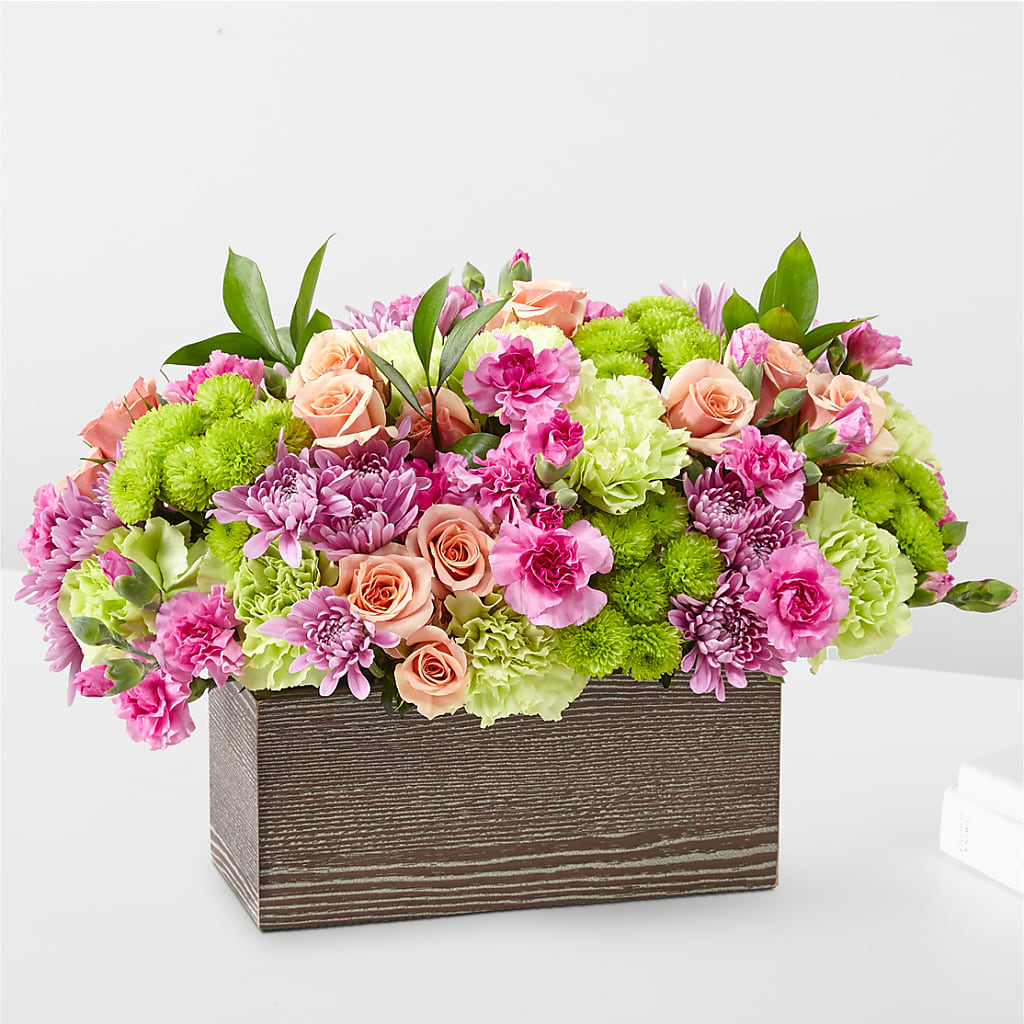 Simple Charm Bouquet – Colonial Nursery Garden Center, Ladysmith WI