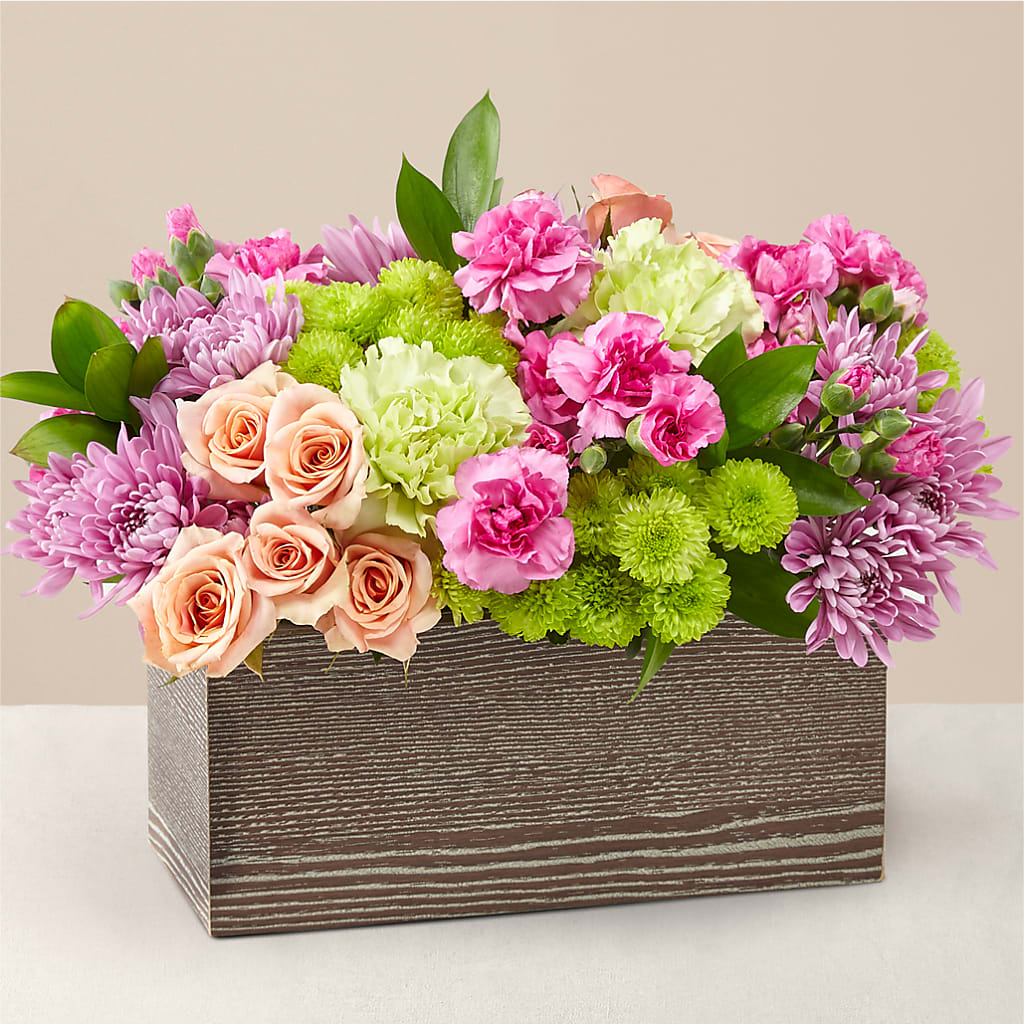 Simple Charm Bouquet – Colonial Nursery Garden Center, Ladysmith WI