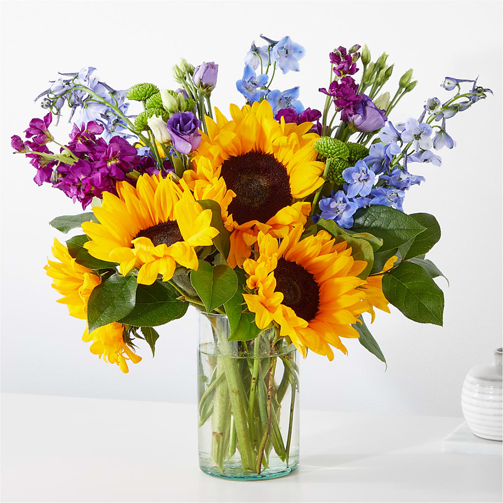 Catching Rays Bouquet – Colonial Nursery Garden Center, Ladysmith WI