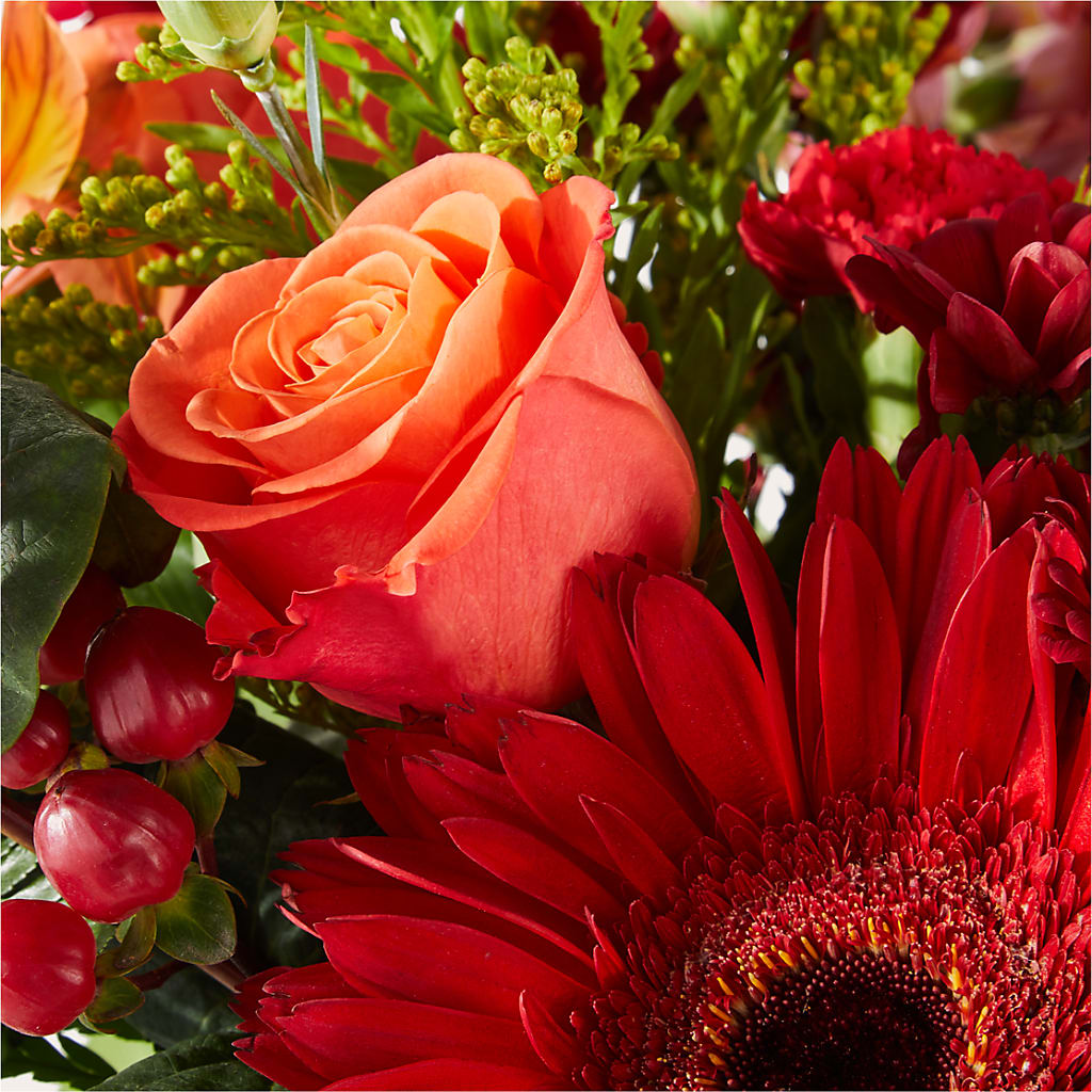 Sweater Season - A Florist Original – Colonial Nursery Garden Center, Ladysmith WI