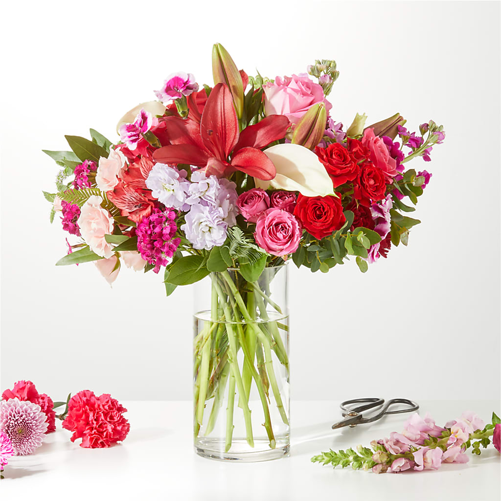 Swooning Over You - A Luxury Florist Original – Colonial Nursery Garden Center, Ladysmith WI