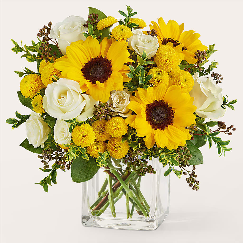 Luminous Morning Bouquet – Colonial Nursery Garden Center, Ladysmith WI