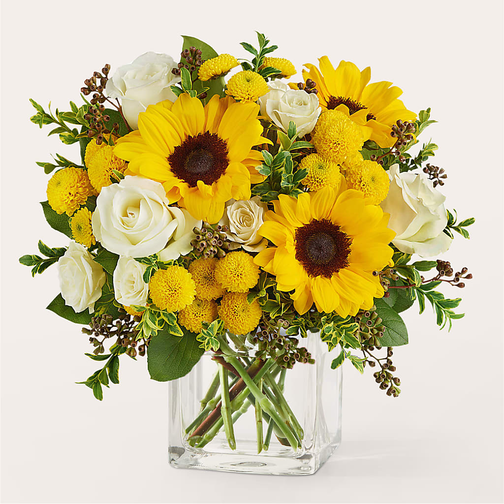 Luminous Morning Bouquet – Colonial Nursery Garden Center, Ladysmith WI