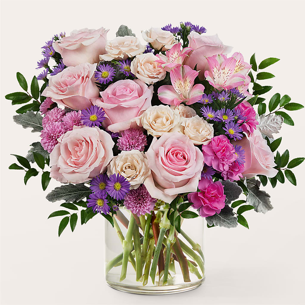 Light as a Feather Bouquet – Colonial Nursery Garden Center, Ladysmith WI