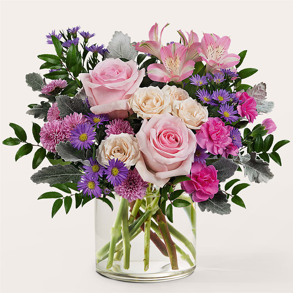 Light as a Feather Bouquet – Colonial Nursery Garden Center, Ladysmith WI