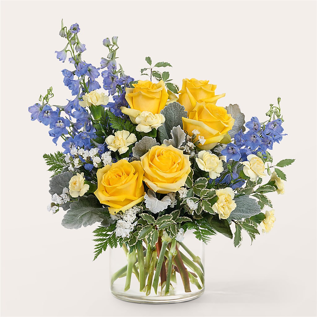 Butterfly Wings Bouquet – Colonial Nursery Garden Center, Ladysmith WI