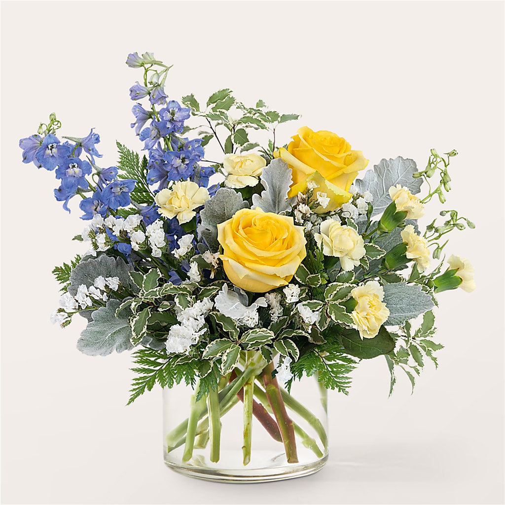 Butterfly Wings Bouquet – Colonial Nursery Garden Center, Ladysmith WI