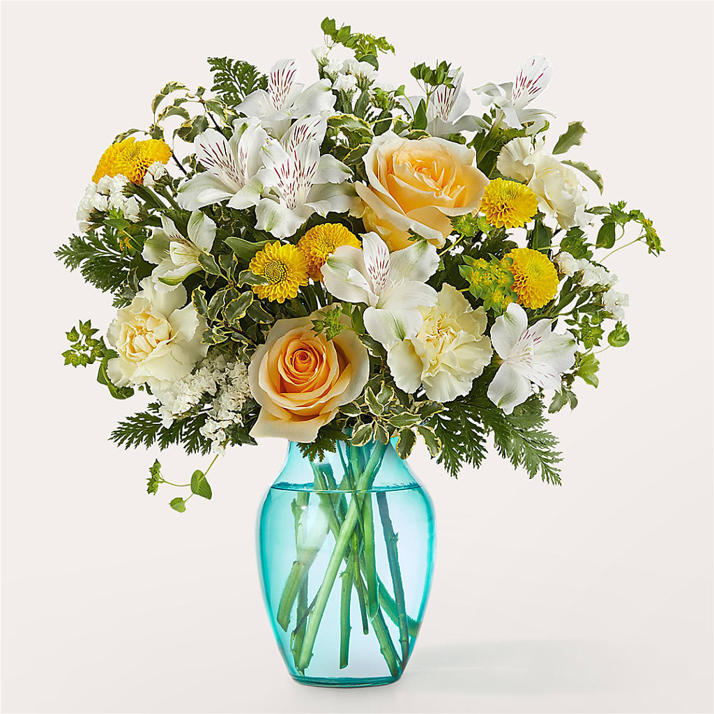 Crisp and Clean Bouquet – Colonial Nursery Garden Center, Ladysmith WI