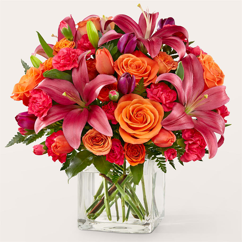 Lucky Lily Bouquet – Colonial Nursery Garden Center, Ladysmith WI