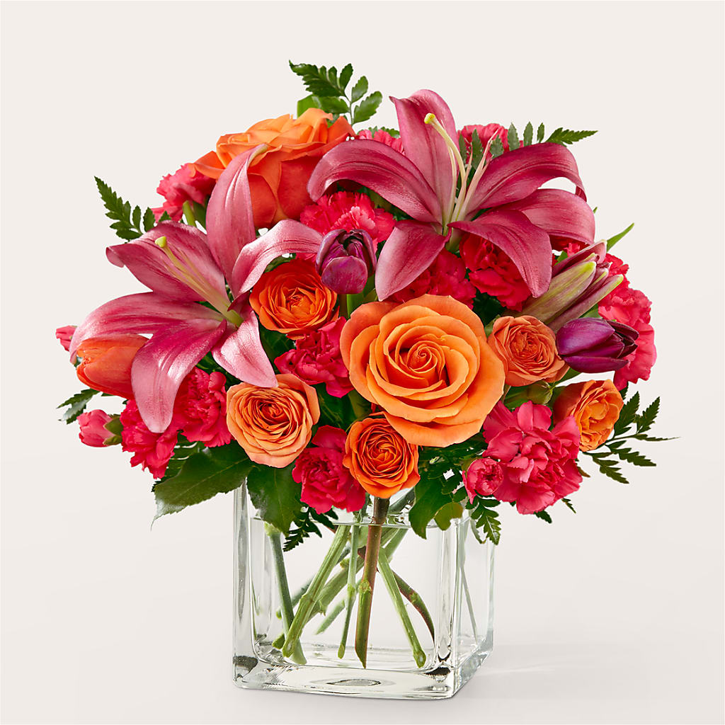 Lucky Lily Bouquet – Colonial Nursery Garden Center, Ladysmith WI