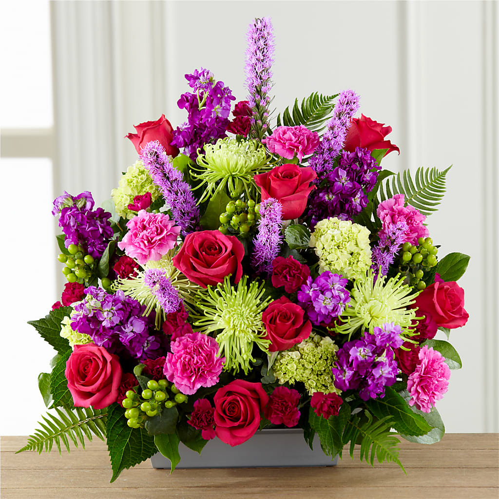 Warm Embrace Arrangement – Colonial Nursery Garden Center, Ladysmith WI