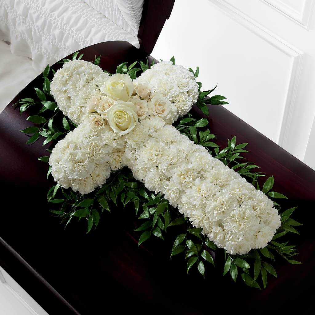Peaceful Memories Casket Spray (Standard) – Colonial Nursery Garden Center, Ladysmith WI