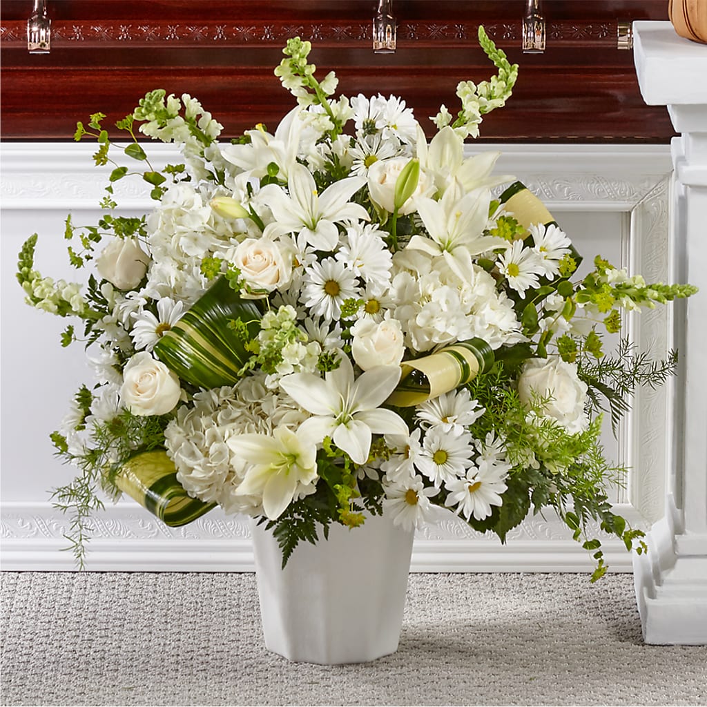 Thoughts of Tranquility Floor Basket – Colonial Nursery Garden Center, Ladysmith WI