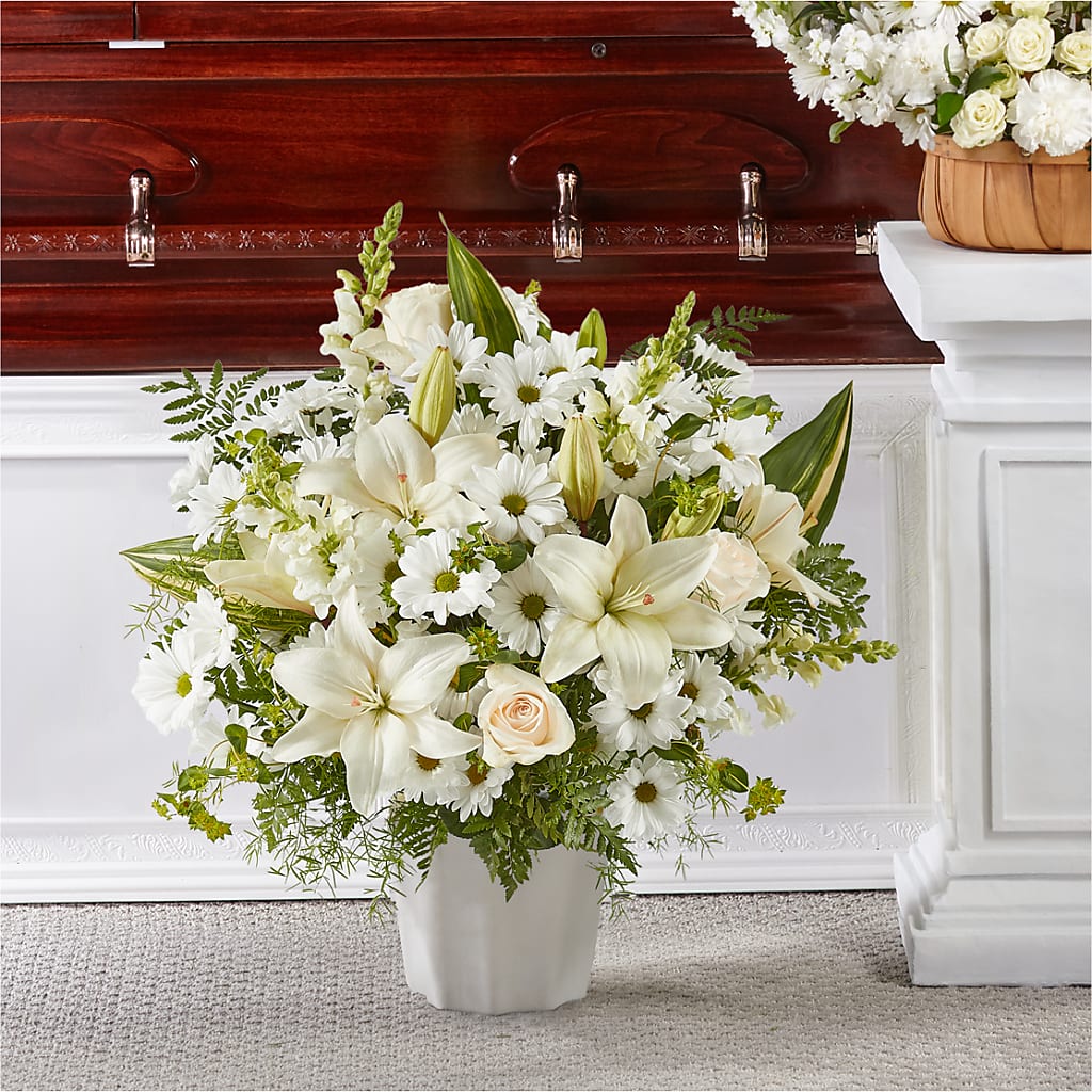 Thoughts of Tranquility Floor Basket – Colonial Nursery Garden Center, Ladysmith WI