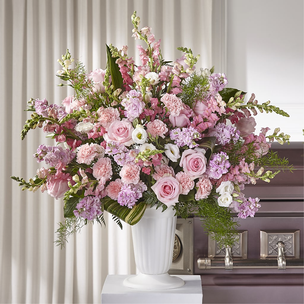 Divine Comfort Arrangement – Colonial Nursery Garden Center, Ladysmith WI