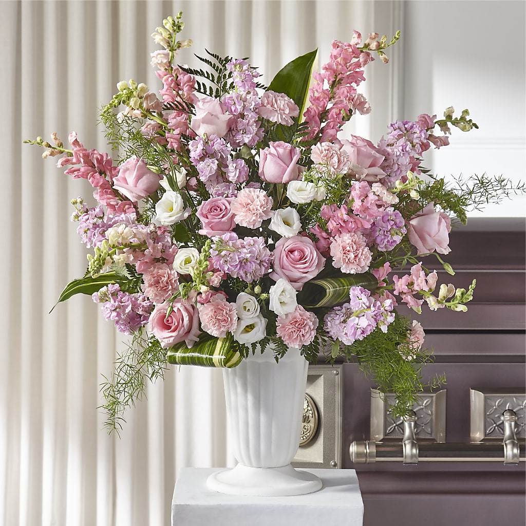 Divine Comfort Arrangement – Colonial Nursery Garden Center, Ladysmith WI