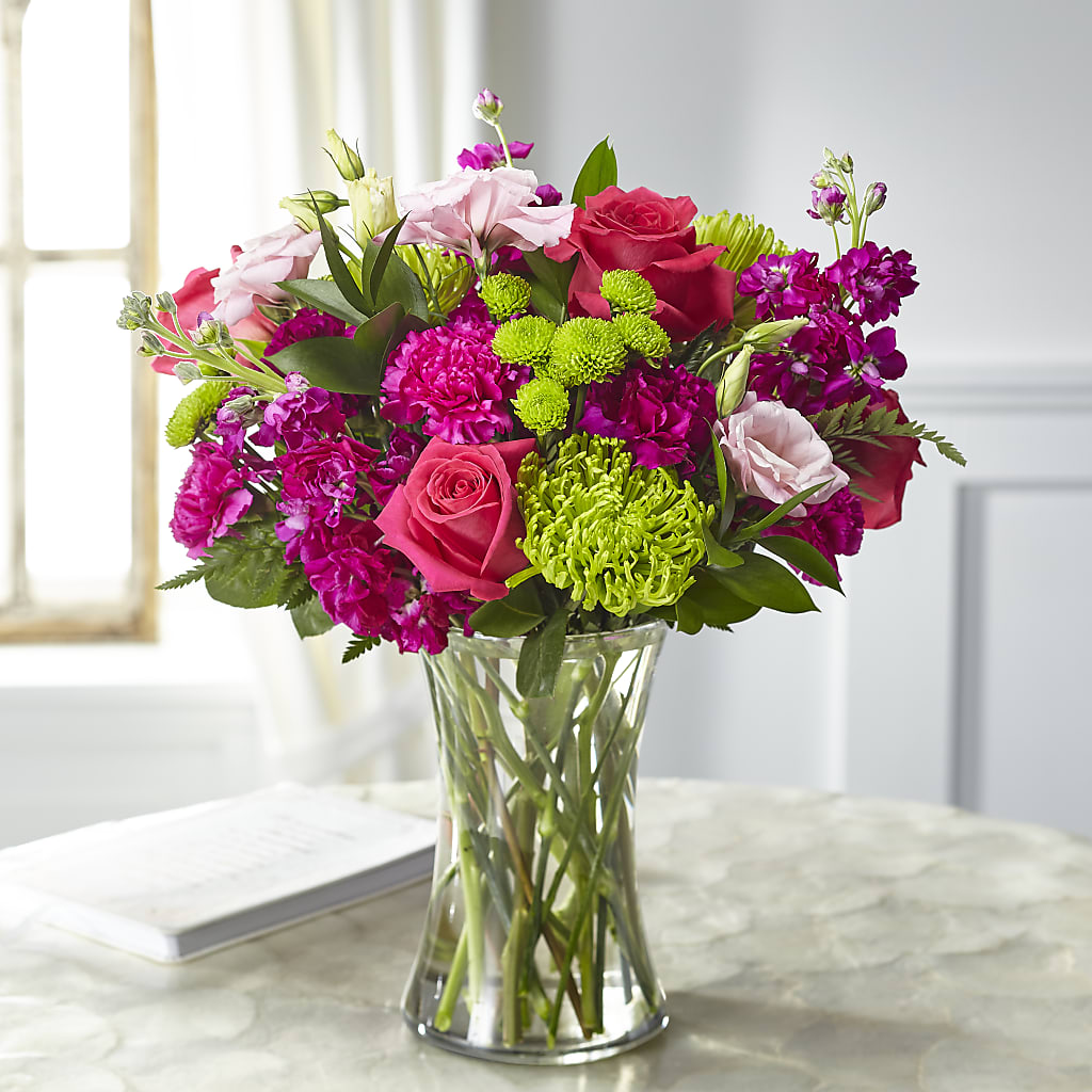 Everlasting Embrace Bouquet – Colonial Nursery Garden Center, Ladysmith WI