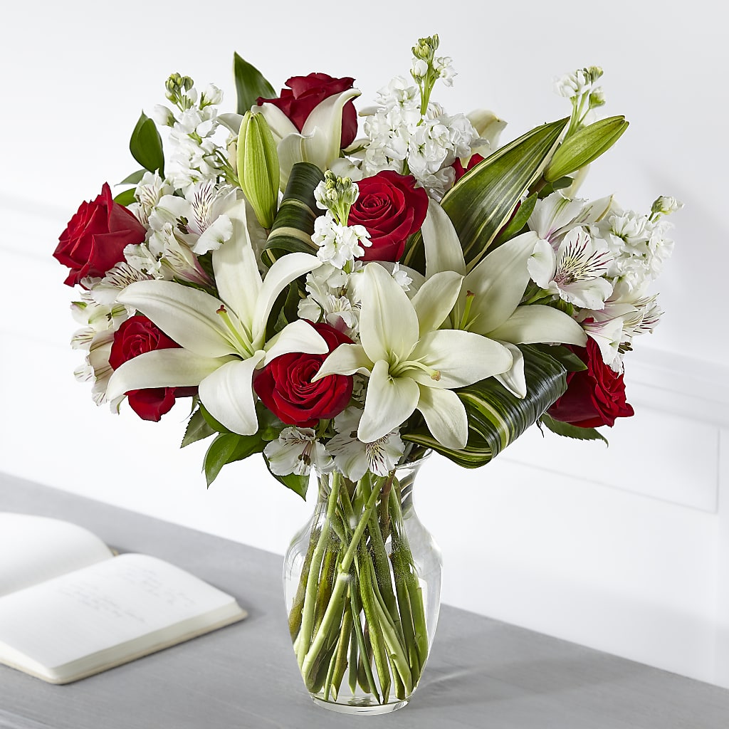Loving Respect Bouquet – Colonial Nursery Garden Center, Ladysmith WI