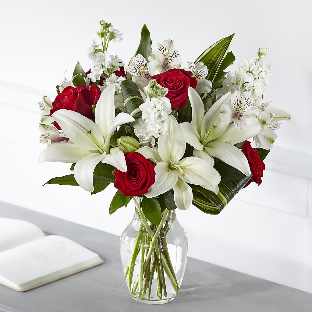 Loving Respect Bouquet – Colonial Nursery Garden Center, Ladysmith WI