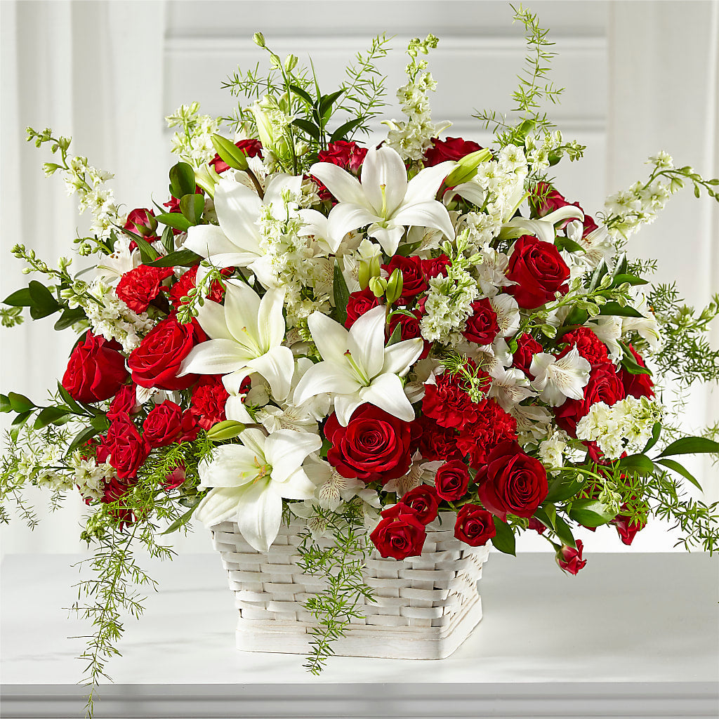 Sentiments of Love Arrangement – Colonial Nursery Garden Center, Ladysmith WI