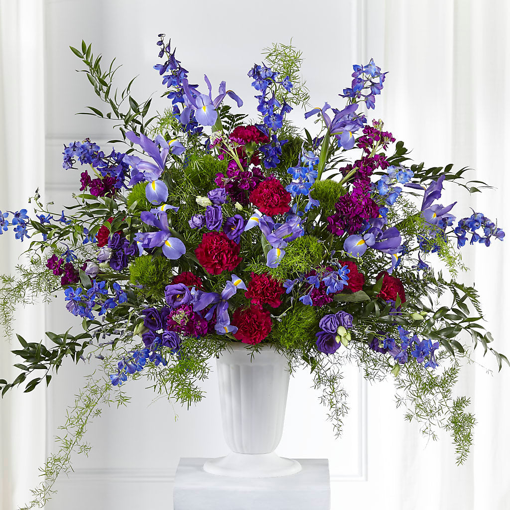 Memorial of Life Arrangement – Colonial Nursery Garden Center, Ladysmith WI
