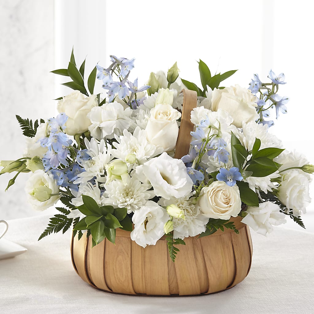 Sincerely Heartfelt Basket – Colonial Nursery Garden Center, Ladysmith WI