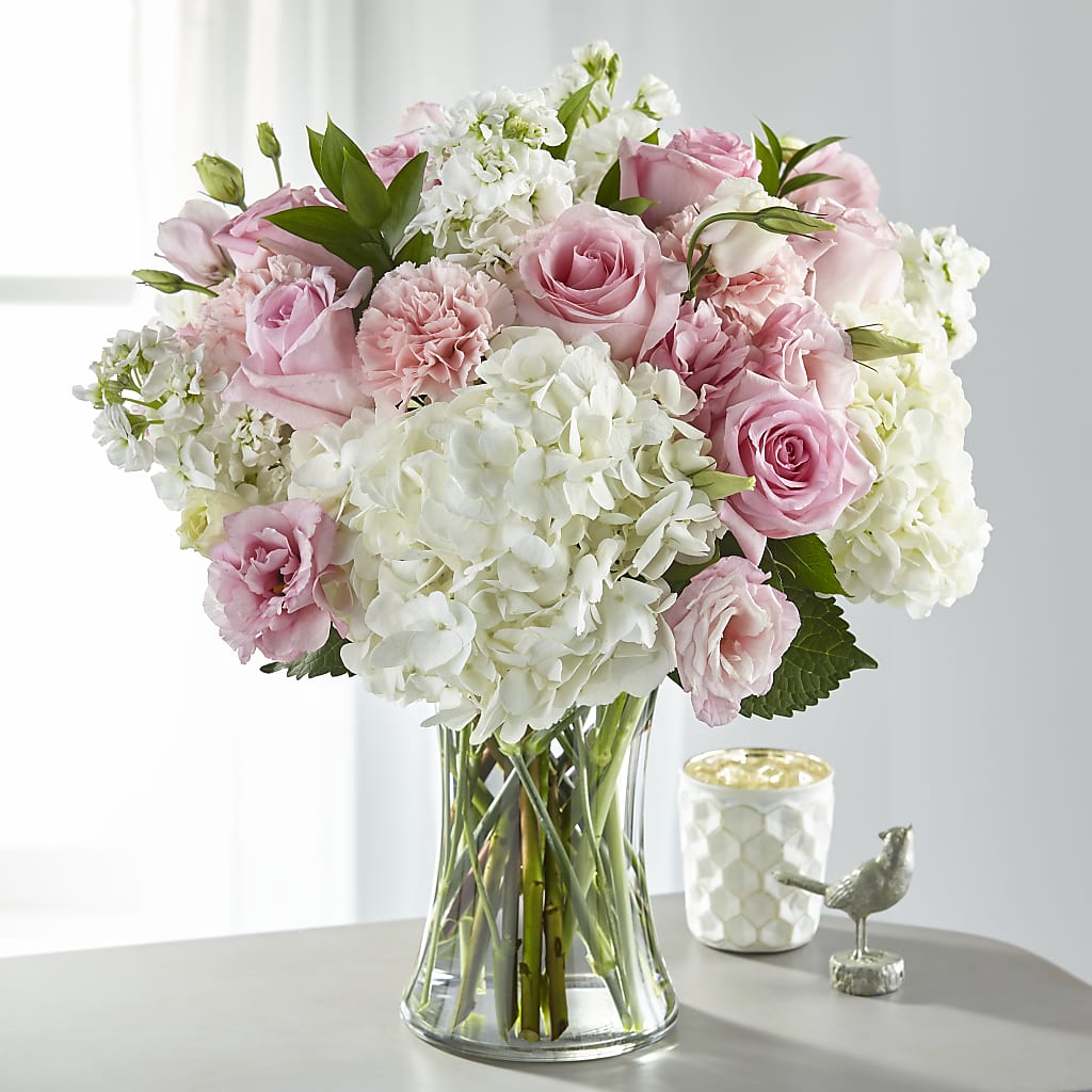 Guiding Grace Bouquet – Colonial Nursery Garden Center, Ladysmith WI