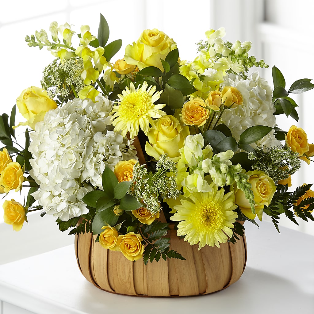 Rustic Remembrance Basket – Colonial Nursery Garden Center, Ladysmith WI
