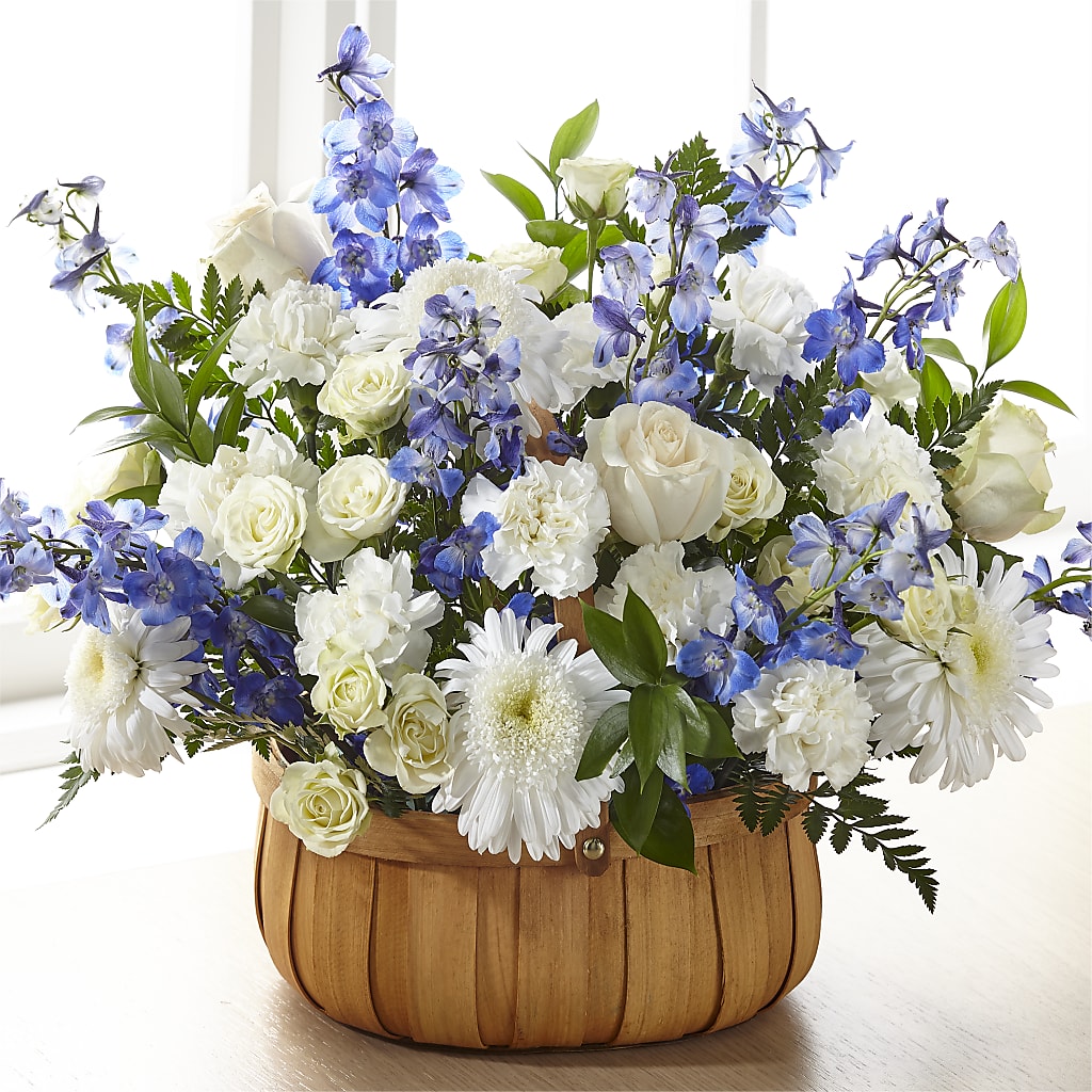 Harmony & Grace Basket – Colonial Nursery Garden Center, Ladysmith WI