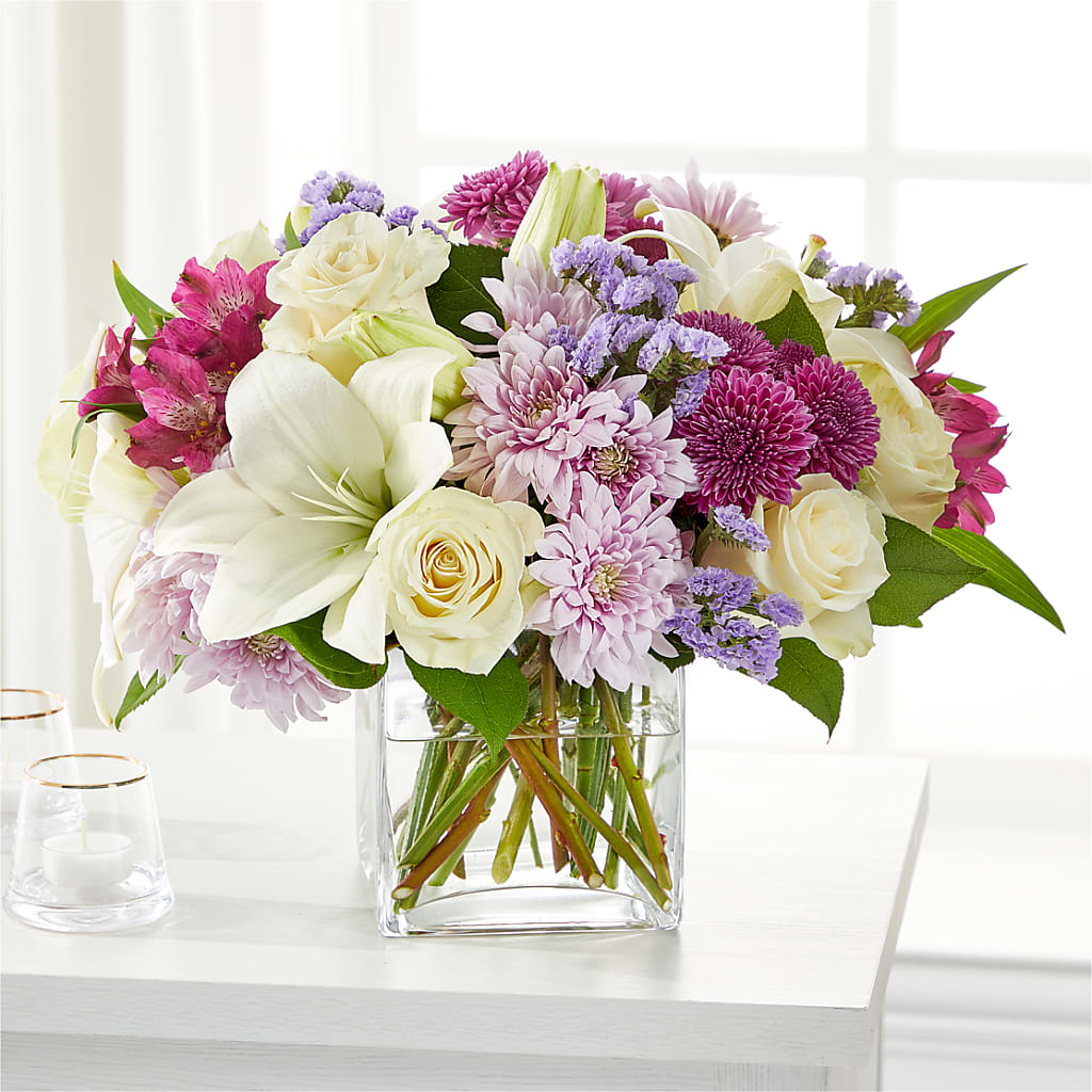 Cared For Bouquet – Colonial Nursery Garden Center, Ladysmith WI