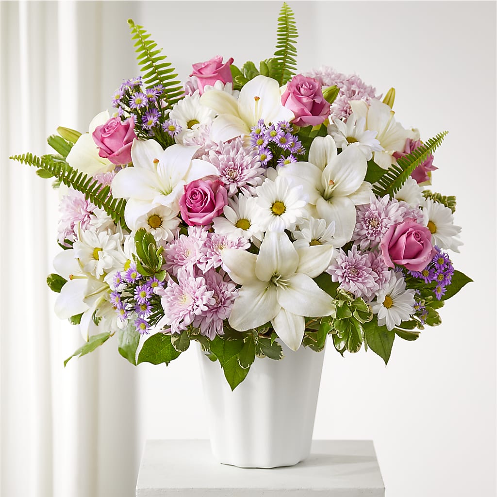 Warmest Thoughts Tabletop Basket – Colonial Nursery Garden Center, Ladysmith WI