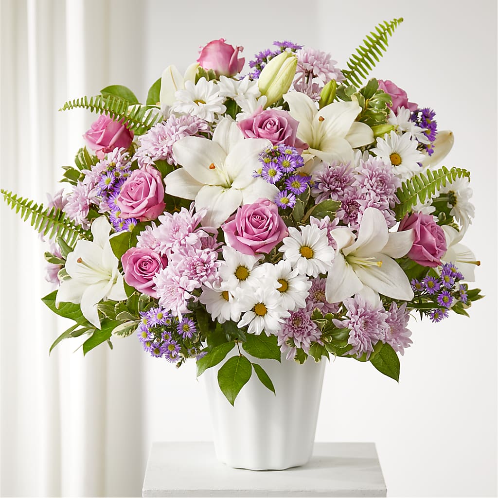 Warmest Thoughts Tabletop Basket – Colonial Nursery Garden Center, Ladysmith WI