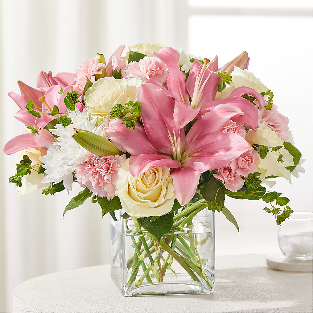 By Your Side Bouquet – Colonial Nursery Garden Center, Ladysmith WI