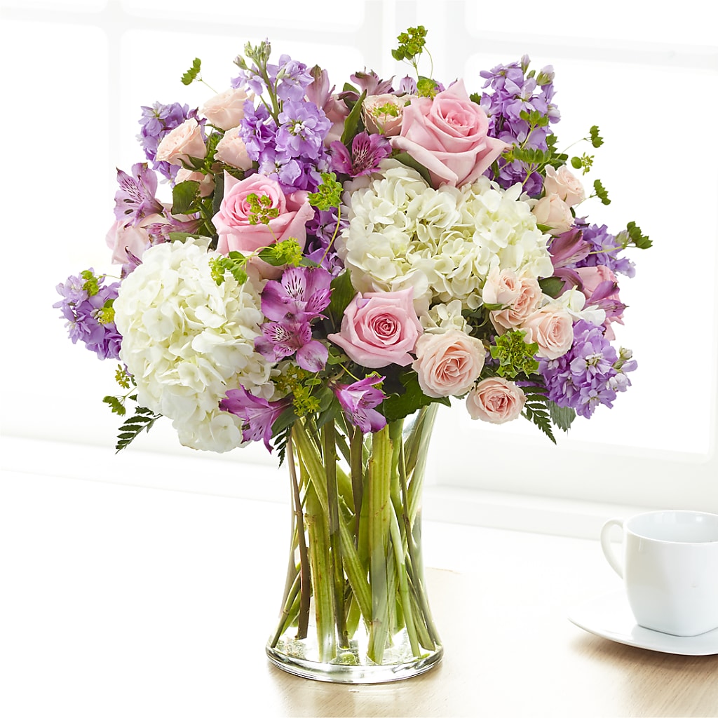 Shared Sentiment Bouquet – Colonial Nursery Garden Center, Ladysmith WI
