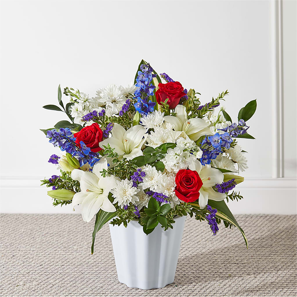 Consoled Floor Basket – Colonial Nursery Garden Center, Ladysmith WI