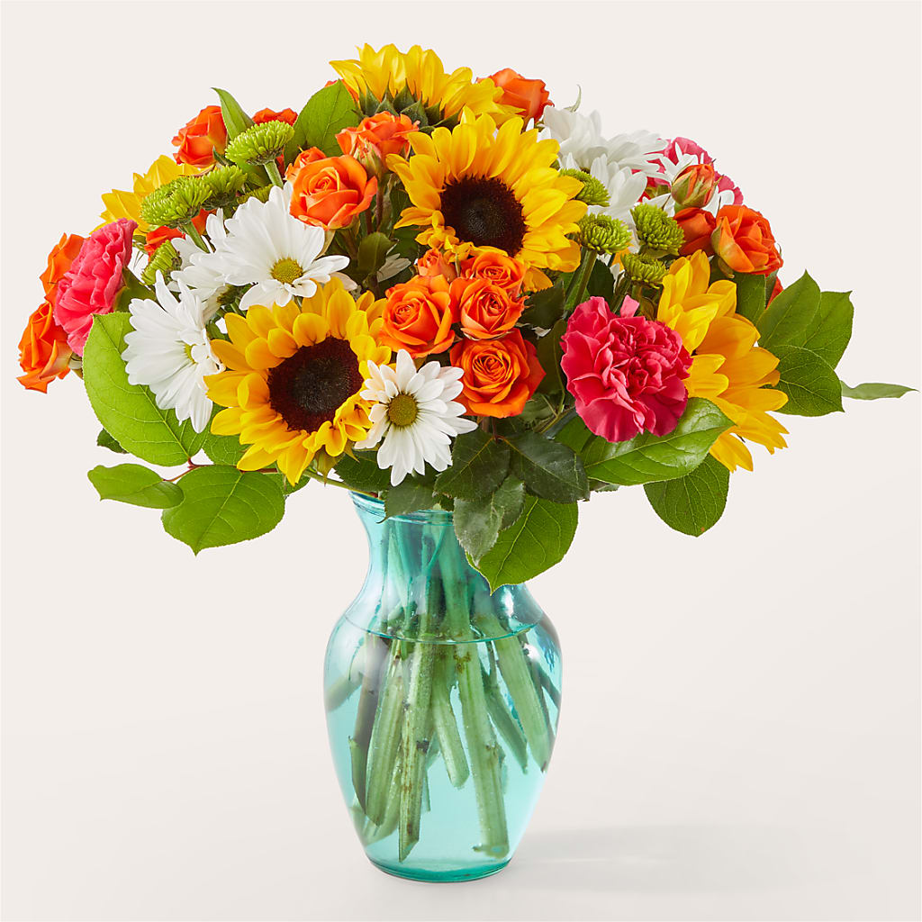 Sun-drenched Blooms Bouquet – Colonial Nursery Garden Center, Ladysmith WI