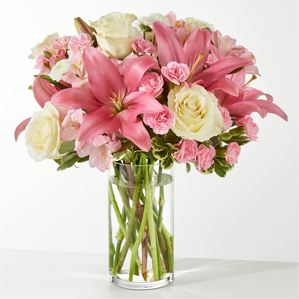 Piece of Cake Bouquet – Colonial Nursery Garden Center, Ladysmith WI