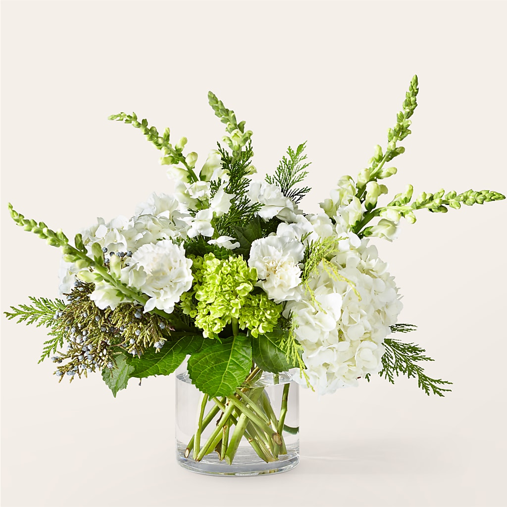 Marshmallows on Top Bouquet – Colonial Nursery Garden Center, Ladysmith WI