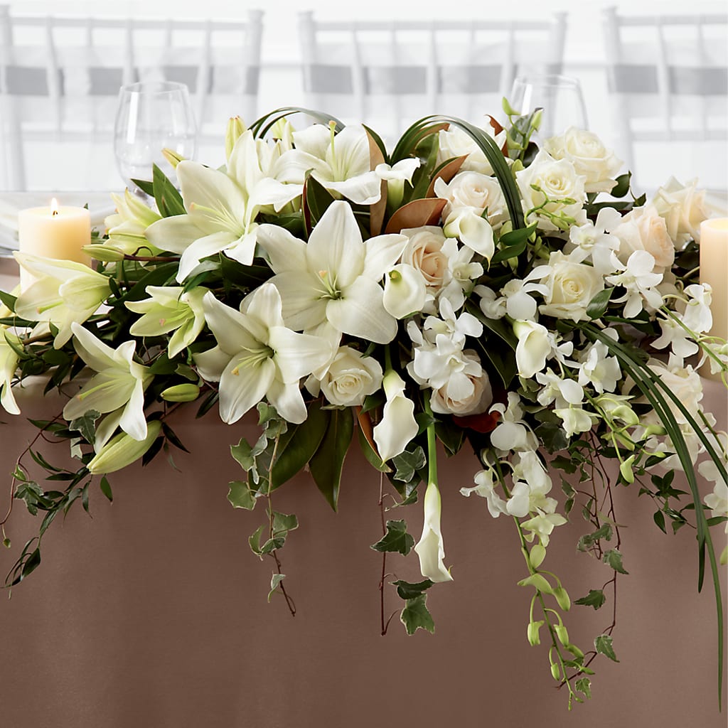 White Linen Arrangement – Colonial Nursery Garden Center, Ladysmith WI