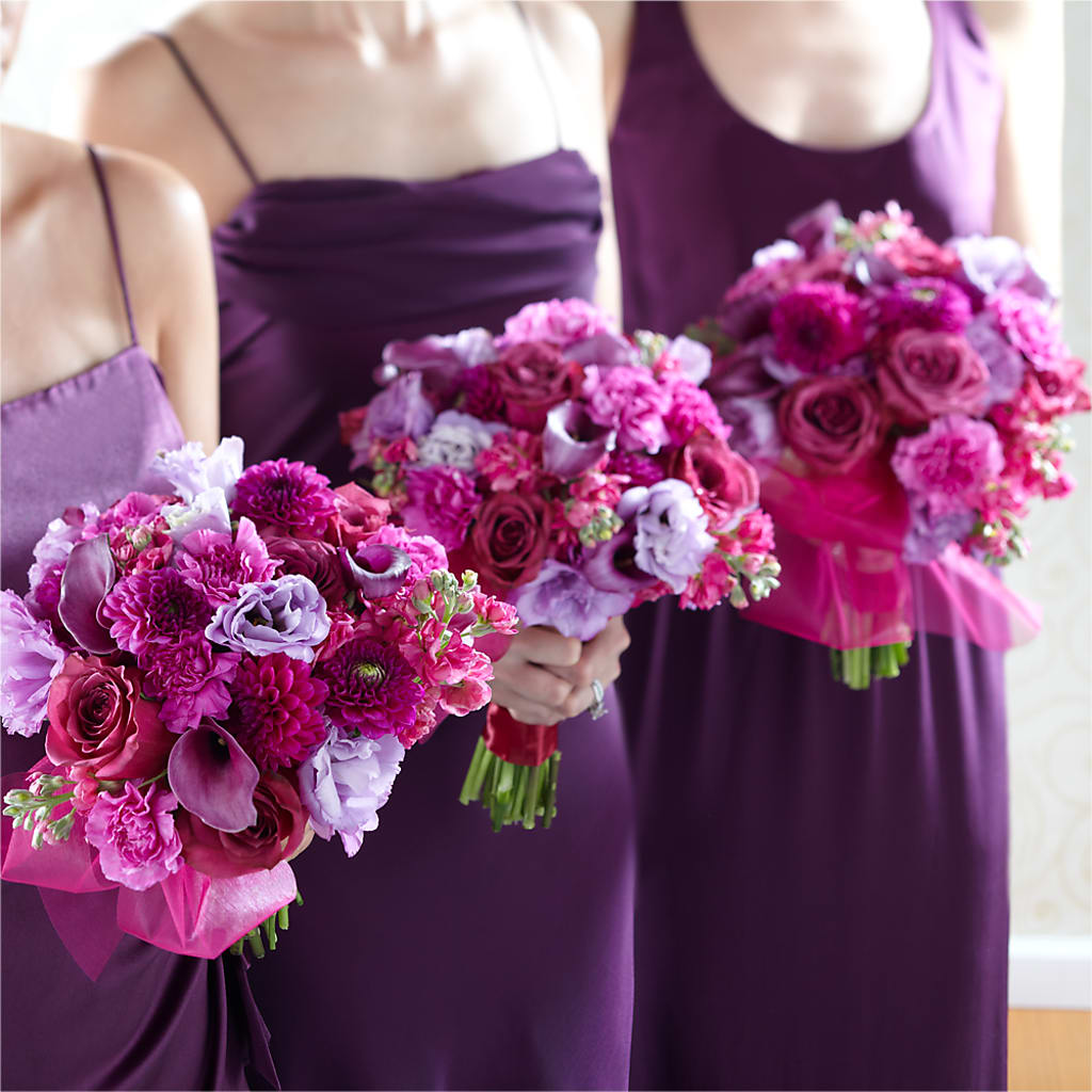 Bridesmaid's Garden Bouquet – Colonial Nursery Garden Center, Ladysmith WI