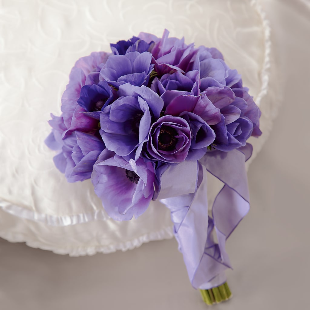Purple Passion Bouquet – Colonial Nursery Garden Center, Ladysmith WI