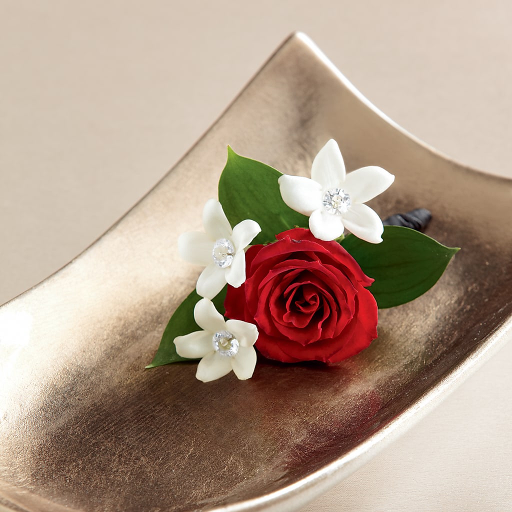 Poetry Boutonniere – Colonial Nursery Garden Center, Ladysmith WI