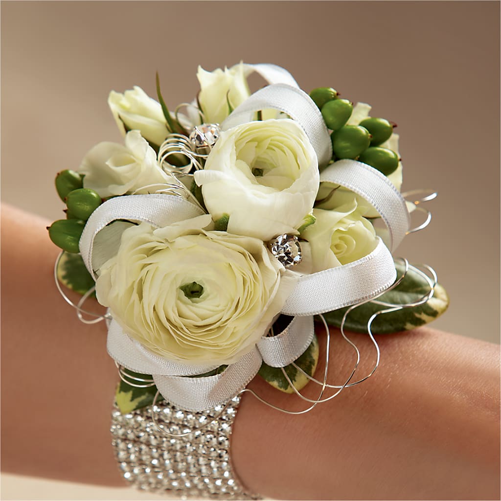 White Wedding Corsage – Colonial Nursery Garden Center, Ladysmith WI