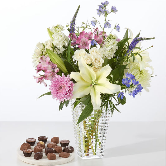 Winter Celebration Bouquet –  Colonial Nursery Garden Center, Ladysmith WI