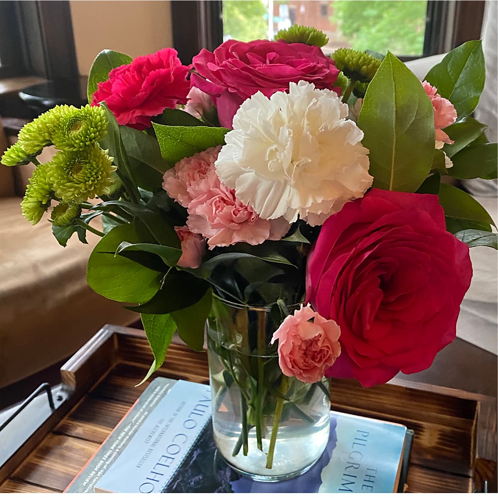 Sweet & Pretty Bouquet –  Colonial Nursery Garden Center, Ladysmith WI