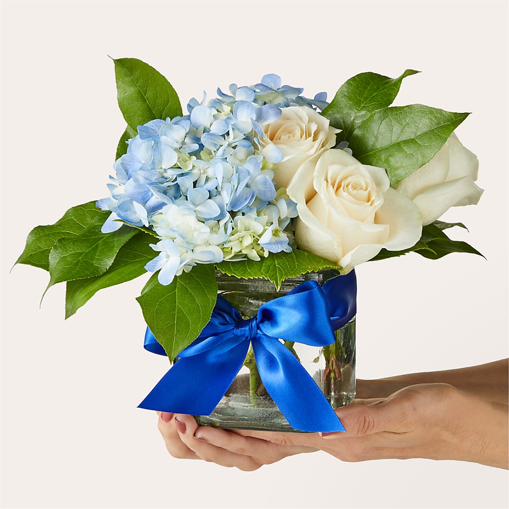 Sky Blue Delight Bouquet –  Colonial Nursery Garden Center, Ladysmith WI