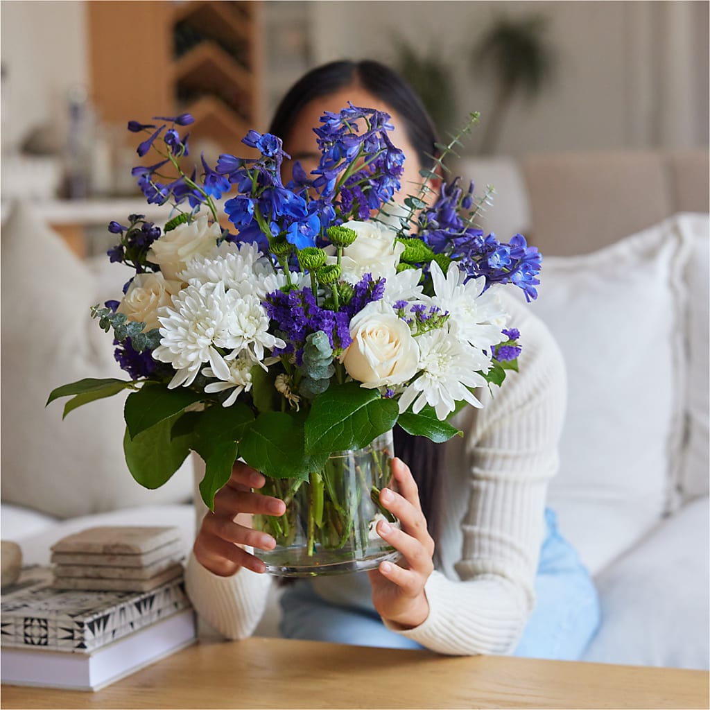 Cerulean Waves Bouquet –  Colonial Nursery Garden Center, Ladysmith WI